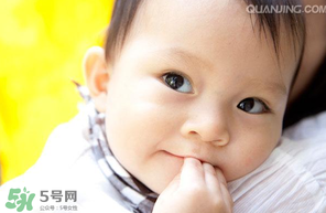 白癜風會遺傳嗎？白癜風會遺傳給下一代嗎？