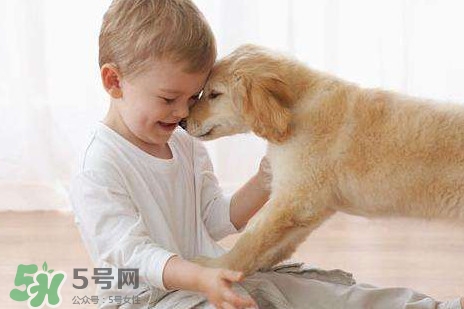 眼睛抽搐是什么引起的？眼睛抽搐怎么回事