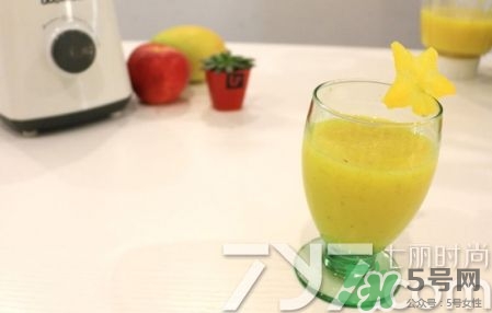 楊桃怎么吃 楊桃的吃法圖解 楊桃怎么吃 楊桃的吃法圖解