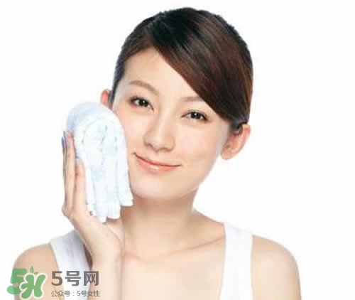 熱毛巾敷臉要幾分鐘？熱毛巾敷臉要多久？