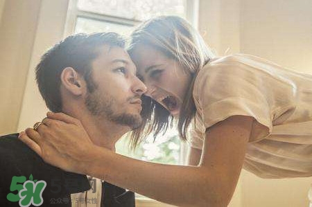 男人為什么會出軌？男人出軌的5大征兆