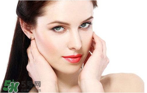 滴眼液對眼睛好嗎？滴眼液對眼睛好不好