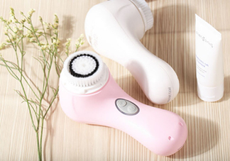 clarisonic洗臉?biāo)⑺㈩^哪種好？科萊麗洗臉?biāo)⑺㈩^怎么裝？