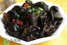 黑木耳是發(fā)物嗎？木耳屬于發(fā)物嗎？