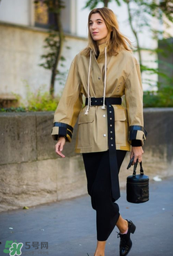 水桶包怎么背好看？水桶包怎么搭配好看？