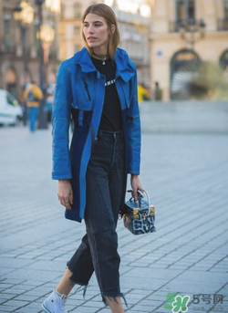 復(fù)古小箱子包包怎么搭配？小箱包怎么搭配好看？