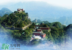 5月份去武當山穿什么？五月份去武當山穿什么衣服？