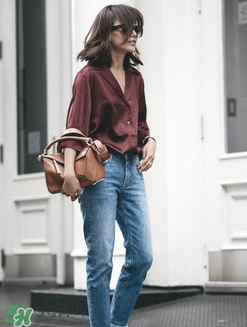 loewe puzzle怎么背好看？loewe puzzle怎么搭配好看？