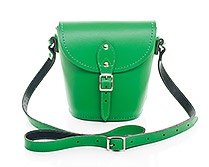 劍橋包在英國(guó)價(jià)格多少 劍橋包多少錢(qián) 劍橋包在英國(guó)價(jià)格多少 劍橋包多少錢(qián)