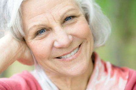 牙齒松動(dòng)是什么原因？牙齒松動(dòng)是怎么回事