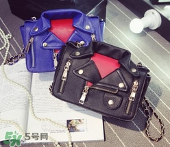 moschino機(jī)車包正品多少錢？莫斯奇諾機(jī)車包專柜價格