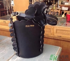 miumiu水桶包怎么搭配？miumiu水桶包怎么搭配好看？