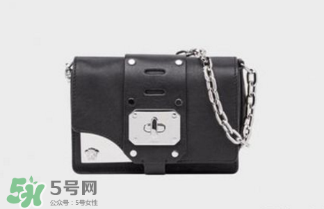 范思哲鏈條包正品多少錢(qián)？versace鏈條包專(zhuān)柜價(jià)格