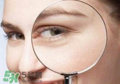 為什么臉上長(zhǎng)脂肪粒？臉上長(zhǎng)脂肪粒是什么原因