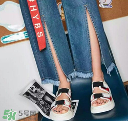 牛仔闊腿褲搭配什么鞋子？闊腿牛仔褲搭配什么鞋子好看？