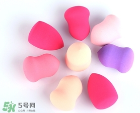 美妝蛋可以干用嗎？美妝蛋使用前要打濕嗎？