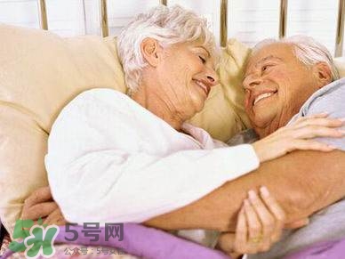 老年人還能性生活嗎？老年人的性生活需要注意什么？