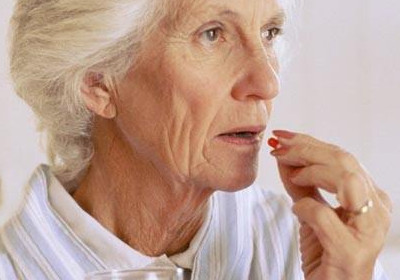 中老年人補鈣吃什么最好？中老年人補鈣藥品