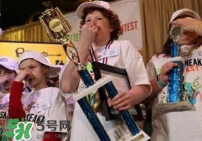 紐約舉辦臭鞋比賽 臭鞋怎么除臭 紐約舉辦臭鞋比賽 臭鞋怎么除臭