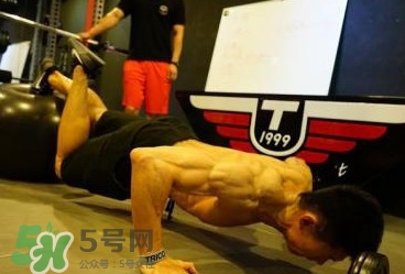 高低肩怎么治療？高低肩怎么鍛煉