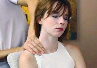 高低肩怎么回事？高低肩怎么形成的