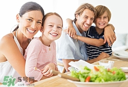 經(jīng)常胃痛吃什么食物好？胃痛吃什么食物好得快