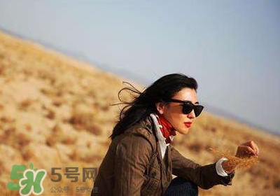 頭發(fā)掉的厲害怎么辦？頭發(fā)掉的厲害是什么原因