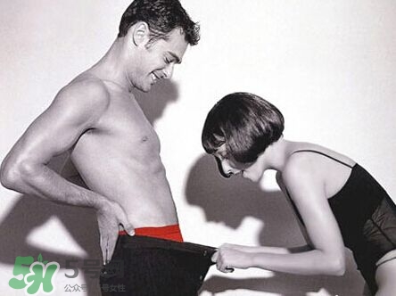 中年夫妻如何進(jìn)行性生話？中年夫妻性生活每周幾次