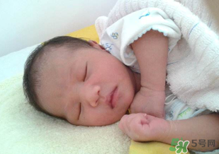 2017年4月哪天生孩子好？2017年四月哪天出生好？