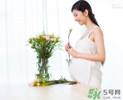 孕婦濕疹能用艾草洗嗎？孕婦濕疹能用艾葉嗎？
