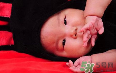 小兒扁桃體發(fā)炎吃什么藥？小兒扁桃體發(fā)炎吃什么消炎藥