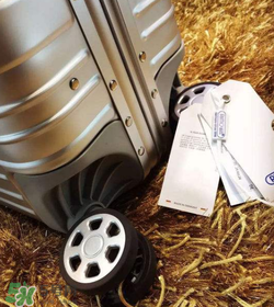 rimowa日默瓦箱子怎么看真假？日默瓦拉桿箱真假辨別