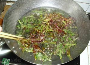 香椿為什么要焯水？香椿怎么焯水？