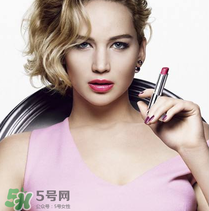 dior迪奧口紅哪個(gè)顏色顯白？dior迪奧口紅哪個(gè)色號(hào)顯白？