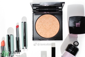 紀(jì)梵?；ǘ涓〉癫蕣y盤多少錢？紀(jì)梵希花朵浮雕高光修容盤價(jià)格