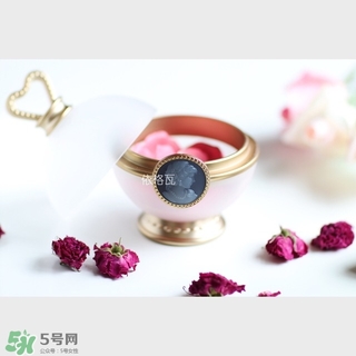 拉杜麗花瓣腮紅多少錢 拉杜麗花瓣腮紅專柜價格 拉杜麗花瓣腮紅多少錢 拉杜麗花瓣腮紅專柜價格