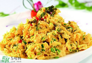 香椿可以炒鴨蛋嗎？香椿炒鴨蛋有什么好處？