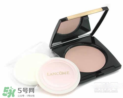 粉餅是什么時候用的？粉餅使用順序