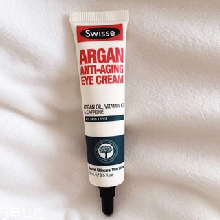 眼周皮膚怎么保養(yǎng) 眼周皮膚用什么護(hù)膚品 眼周皮膚怎么保養(yǎng) 眼周皮膚用什么護(hù)膚品