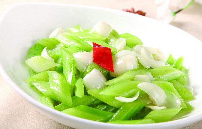 水芹菜和芹菜一樣嗎？水芹菜和芹菜的區(qū)別