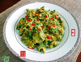 香椿可以炒鵝蛋嗎？香椿和鵝蛋能一起吃嗎？