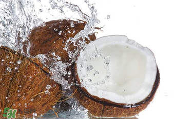 椰青喝完后椰肉怎么吃？椰青里面的肉可以吃嗎？