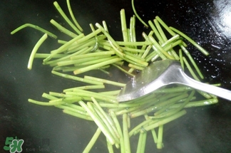 藜蒿葉子能吃嗎？藜蒿葉子可以吃嗎