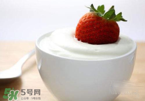 過期酸奶可以做面膜嗎？過期酸奶能不能做面膜？