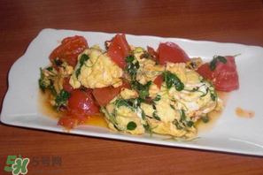 香椿能和西紅柿一起吃嗎？香椿和西紅柿一起吃好嗎？