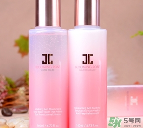 jayjun水乳套盒粉色藍(lán)色那個(gè)好？jayjun水乳粉色藍(lán)色區(qū)別