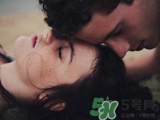 體外射精懷孕幾率大嗎？體外射精有什么危害嗎？