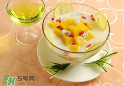 香椿和酸奶能一起吃嗎？香椿能和酸奶一起吃嗎？