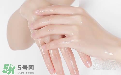 手膜做完要洗手嗎？手膜做完要不要洗手？