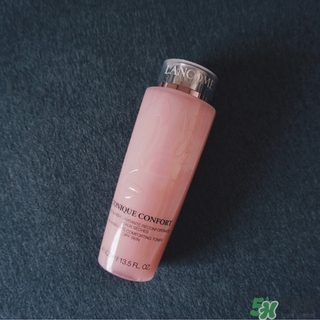 蘭蔻柔膚水藍瓶和粉瓶哪個好 蘭蔻柔膚水藍瓶和粉瓶哪個好